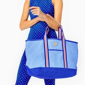 🌴 NWT Lilly Pulitzer Mercato Tote in Blue Peri